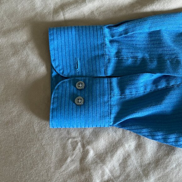 Van Heusen Mens Fitted Satin Stripe 70% Poly 30% Cotton Ocean Blue Dress Shirt - Picture 6 of 13